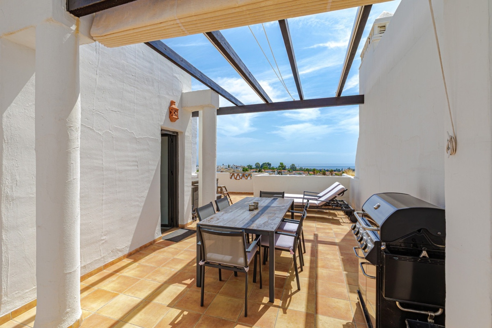 Resale - apartment - Estepona - Estepona Centro