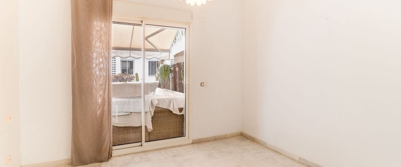 Resale - apartment - Estepona - Estepona Centro