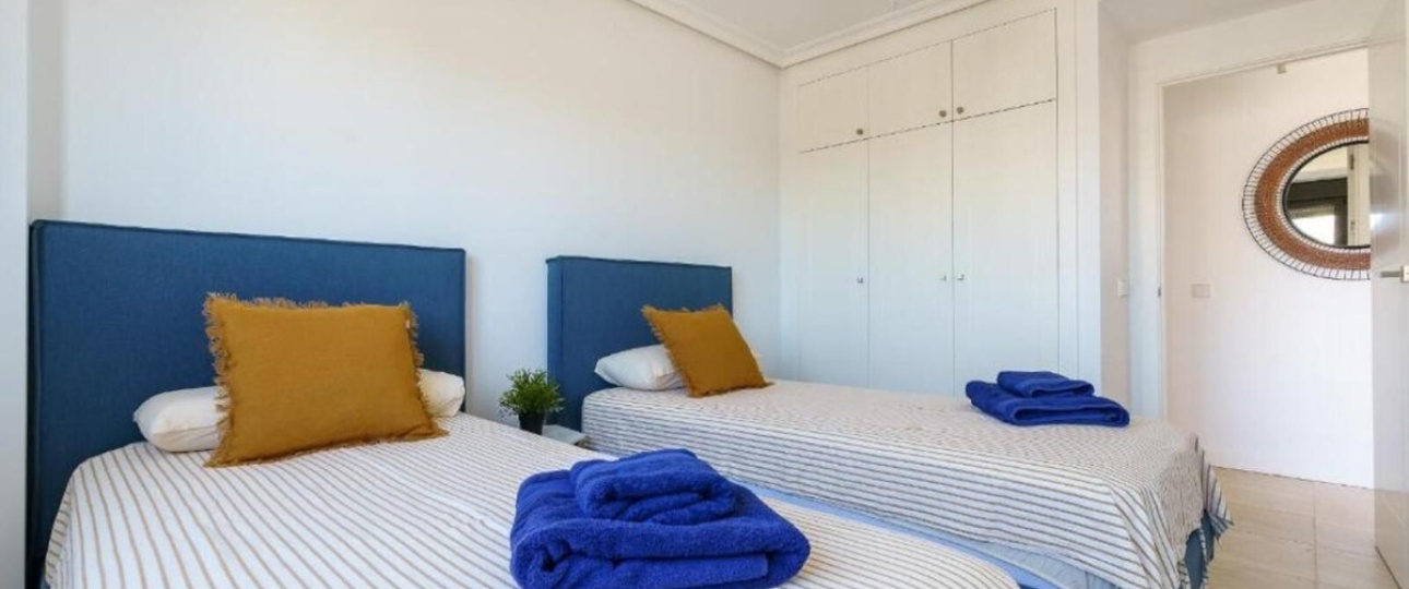 Resale - apartment - Estepona - Estepona Centro