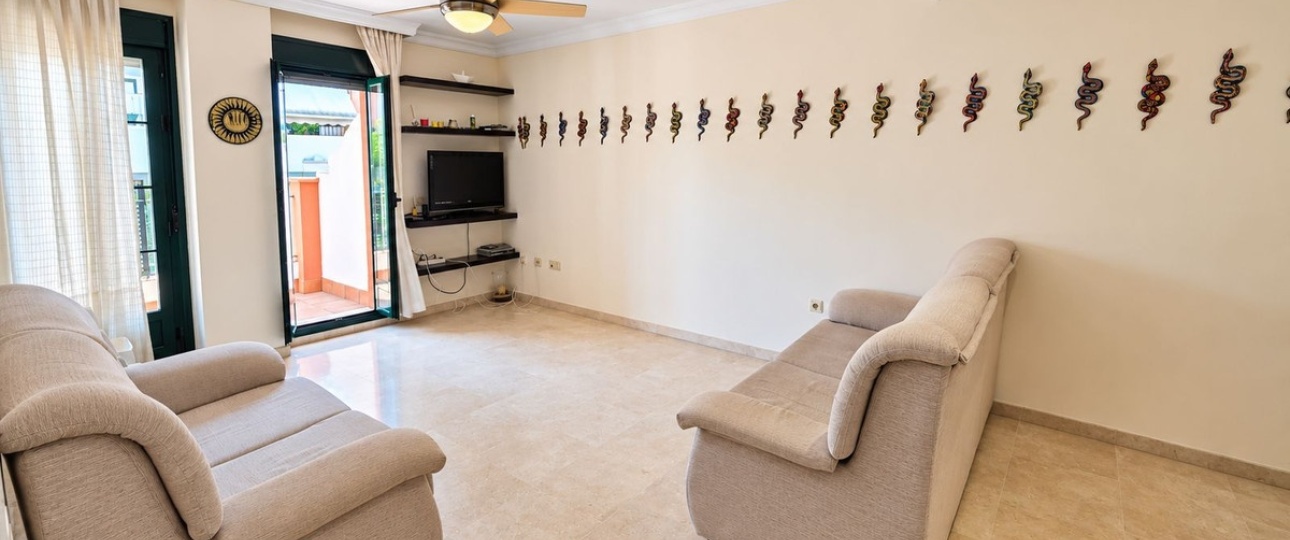 Resale - apartment - Estepona - Estepona Centro
