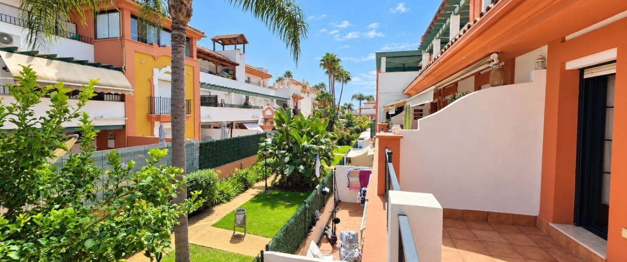 Resale - apartment - Estepona - Estepona Centro