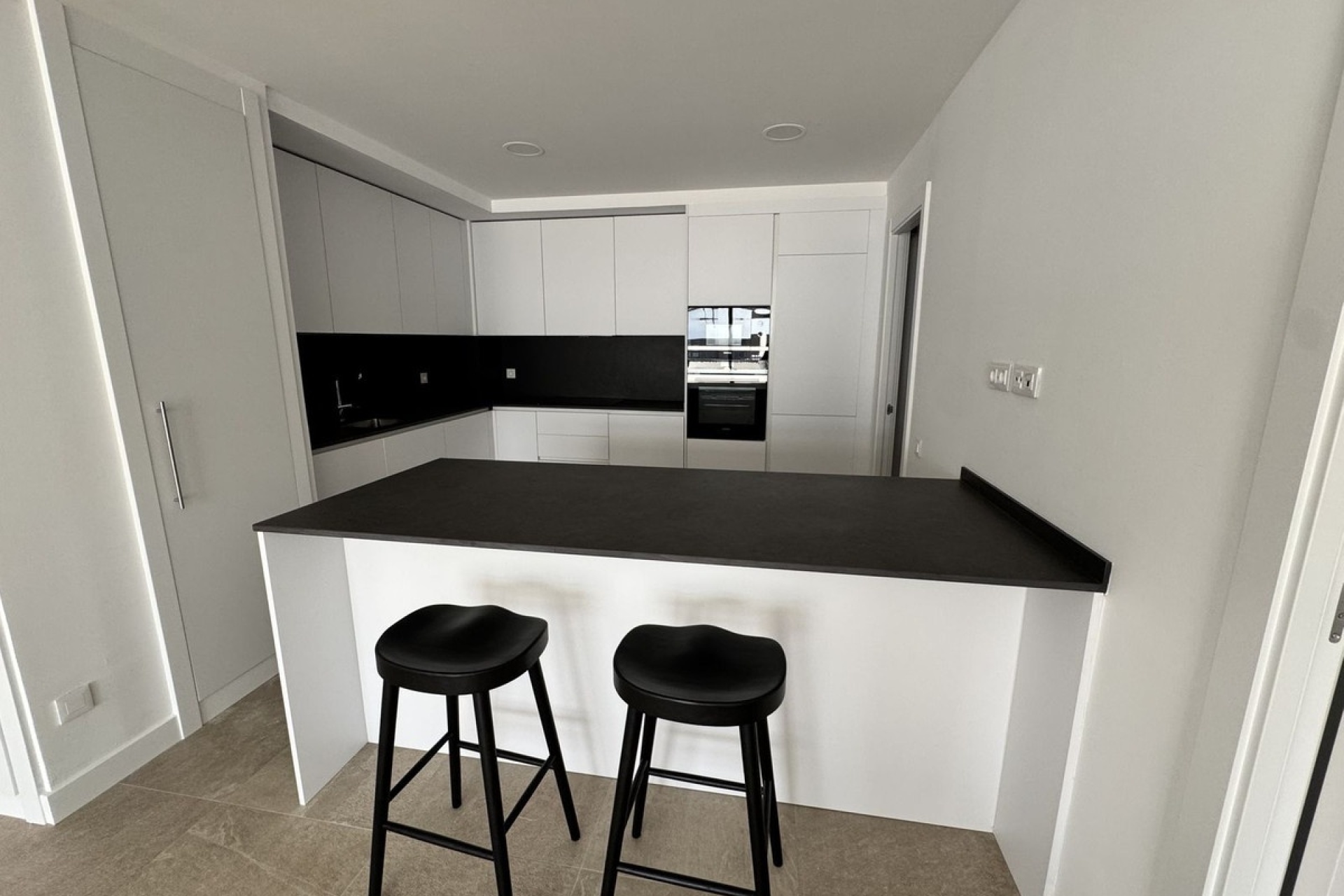 Resale - apartment - Estepona - Estepona Centro