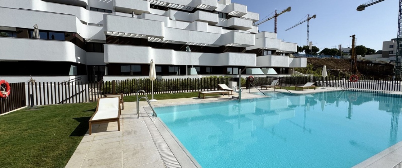 Resale - apartment - Estepona - Estepona Centro