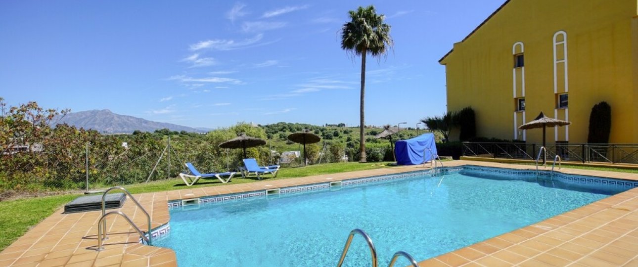 Resale - apartment - Estepona - Estepona Centro