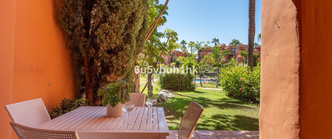 Resale - apartment - Estepona - Estepona Centro