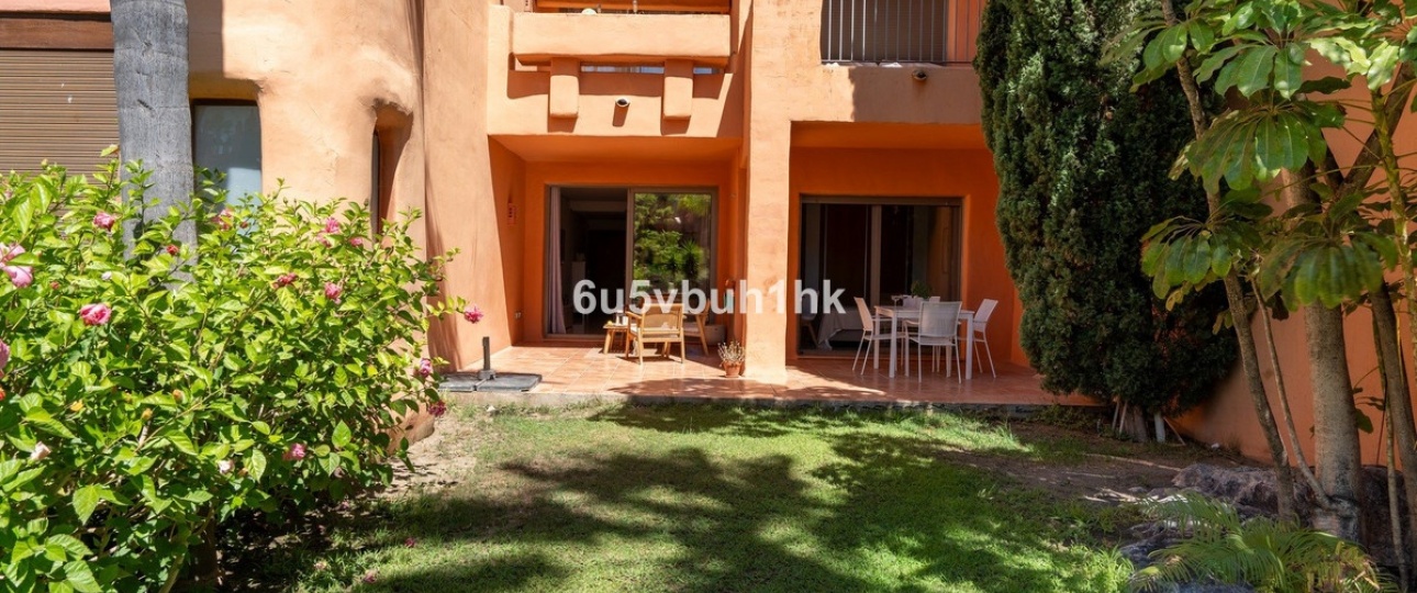 Resale - apartment - Estepona - Estepona Centro