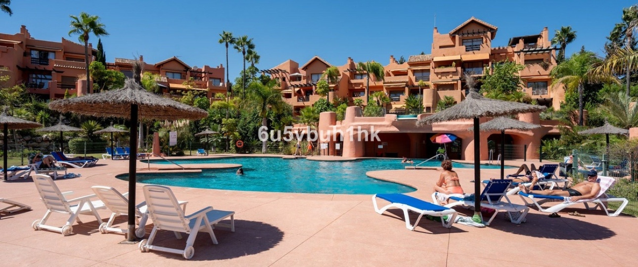 Resale - apartment - Estepona - Estepona Centro