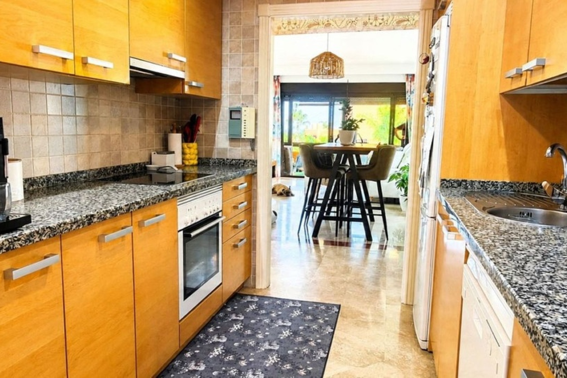 Resale - apartment - Estepona - Estepona Centro
