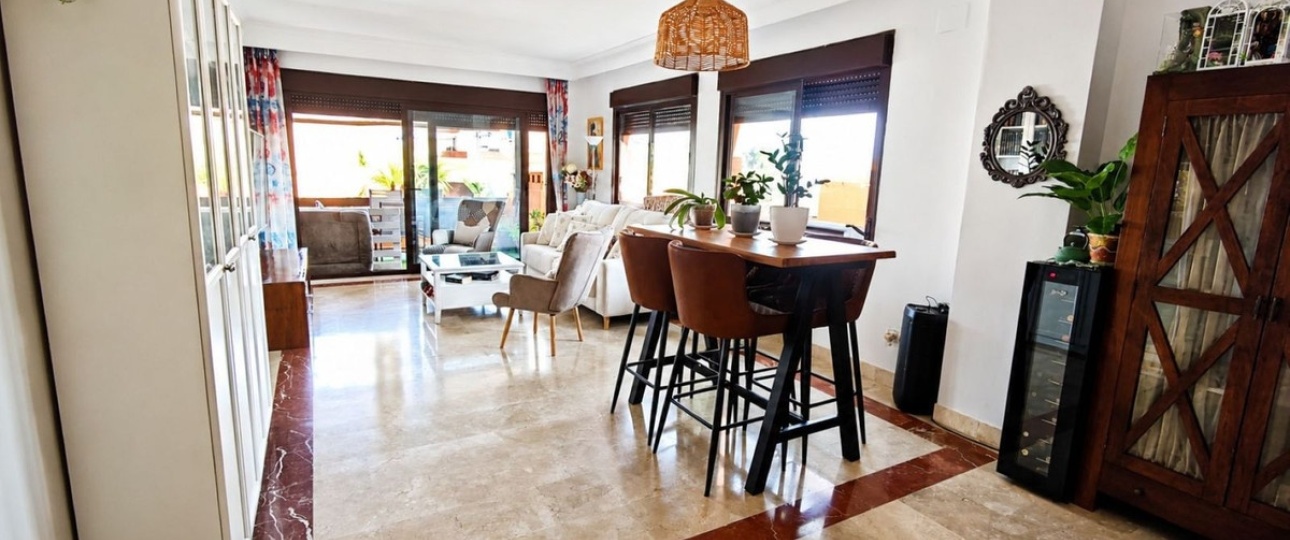 Resale - apartment - Estepona - Estepona Centro