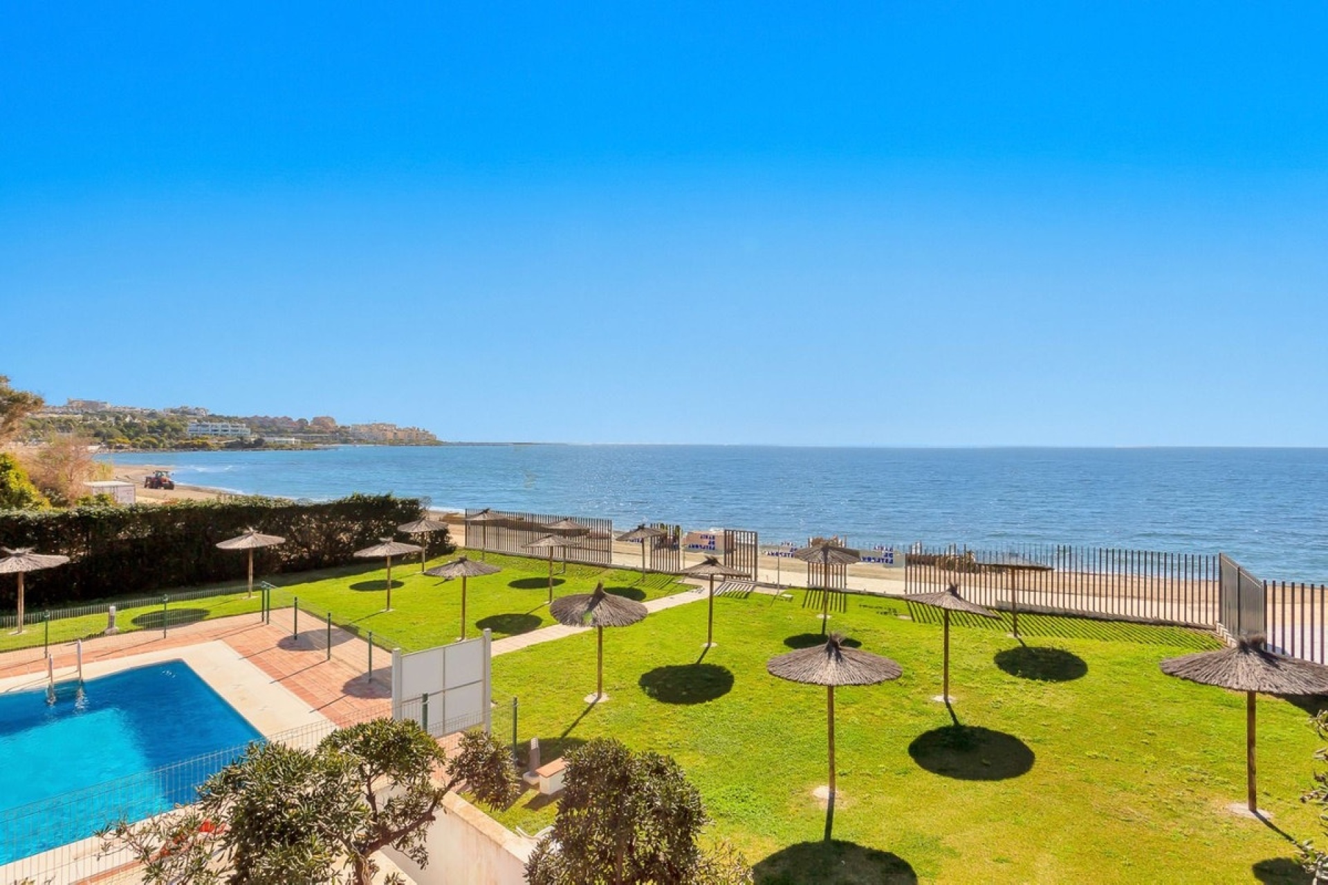 Resale - apartment - Estepona - Estepona Centro