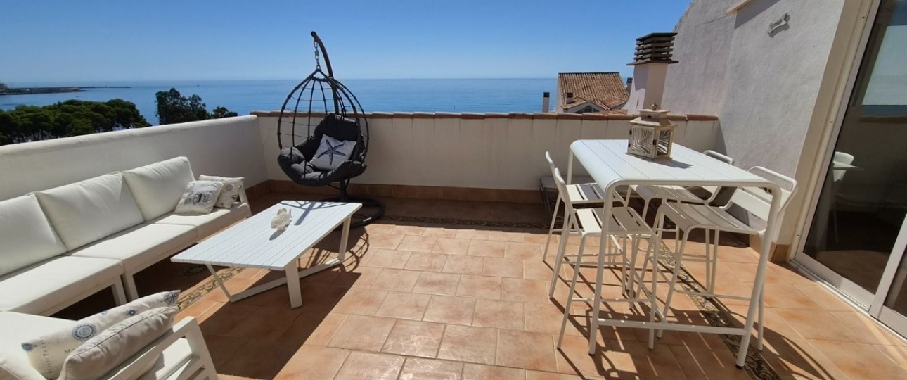 Resale - apartment - Estepona - Estepona Centro