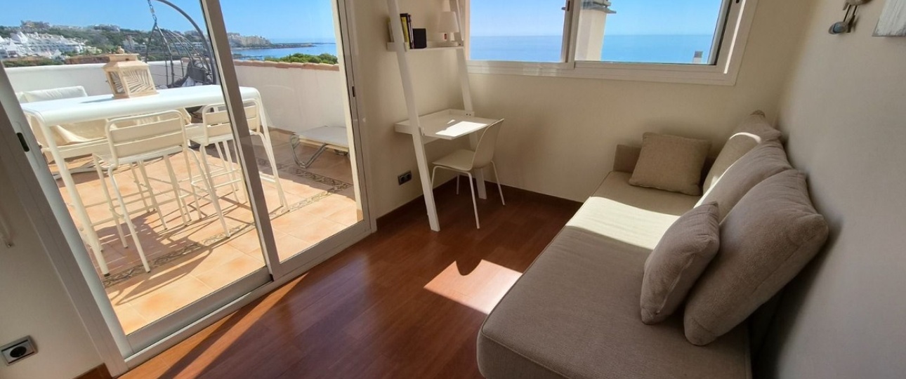 Resale - apartment - Estepona - Estepona Centro