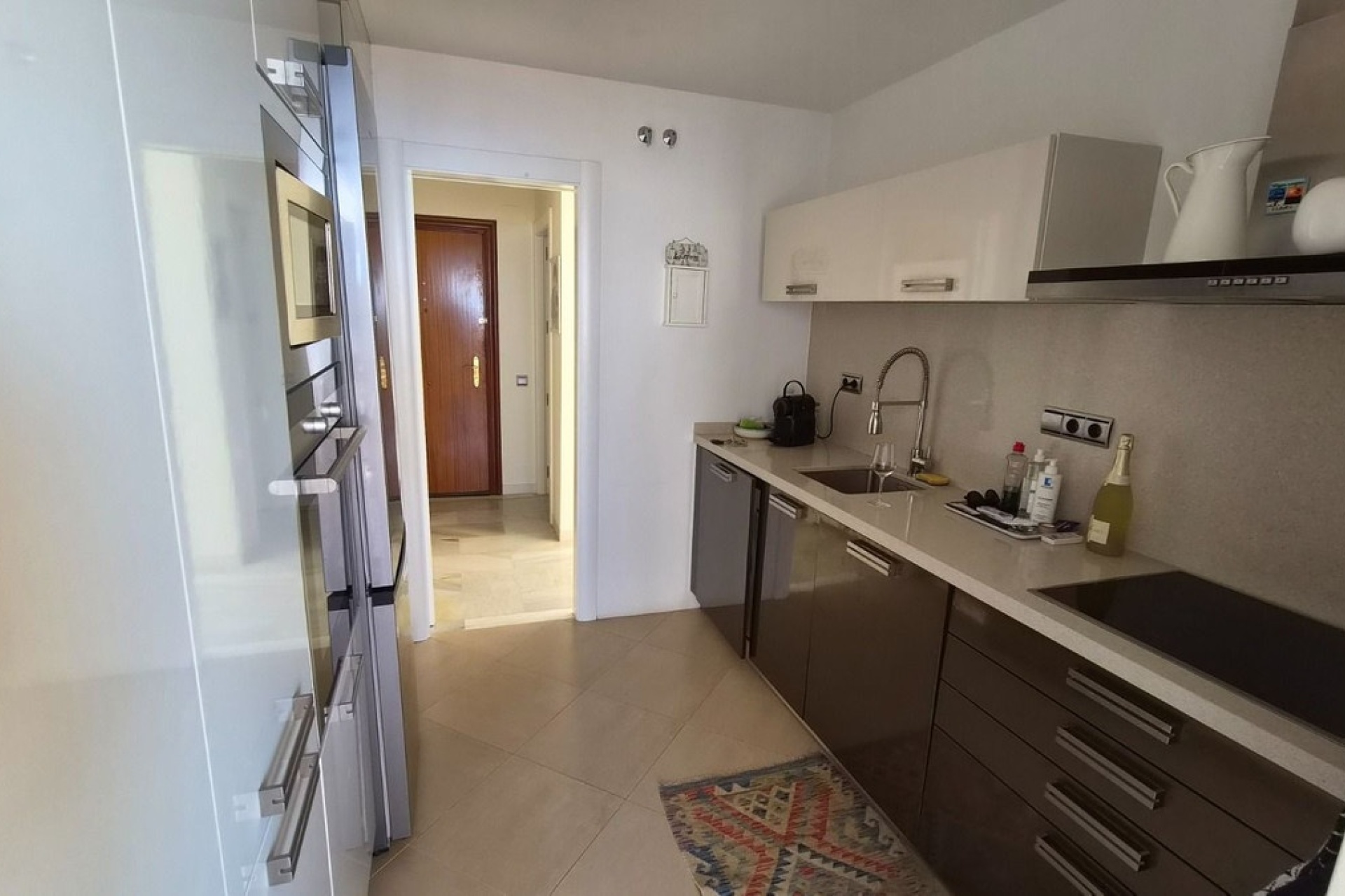 Resale - apartment - Estepona - Estepona Centro