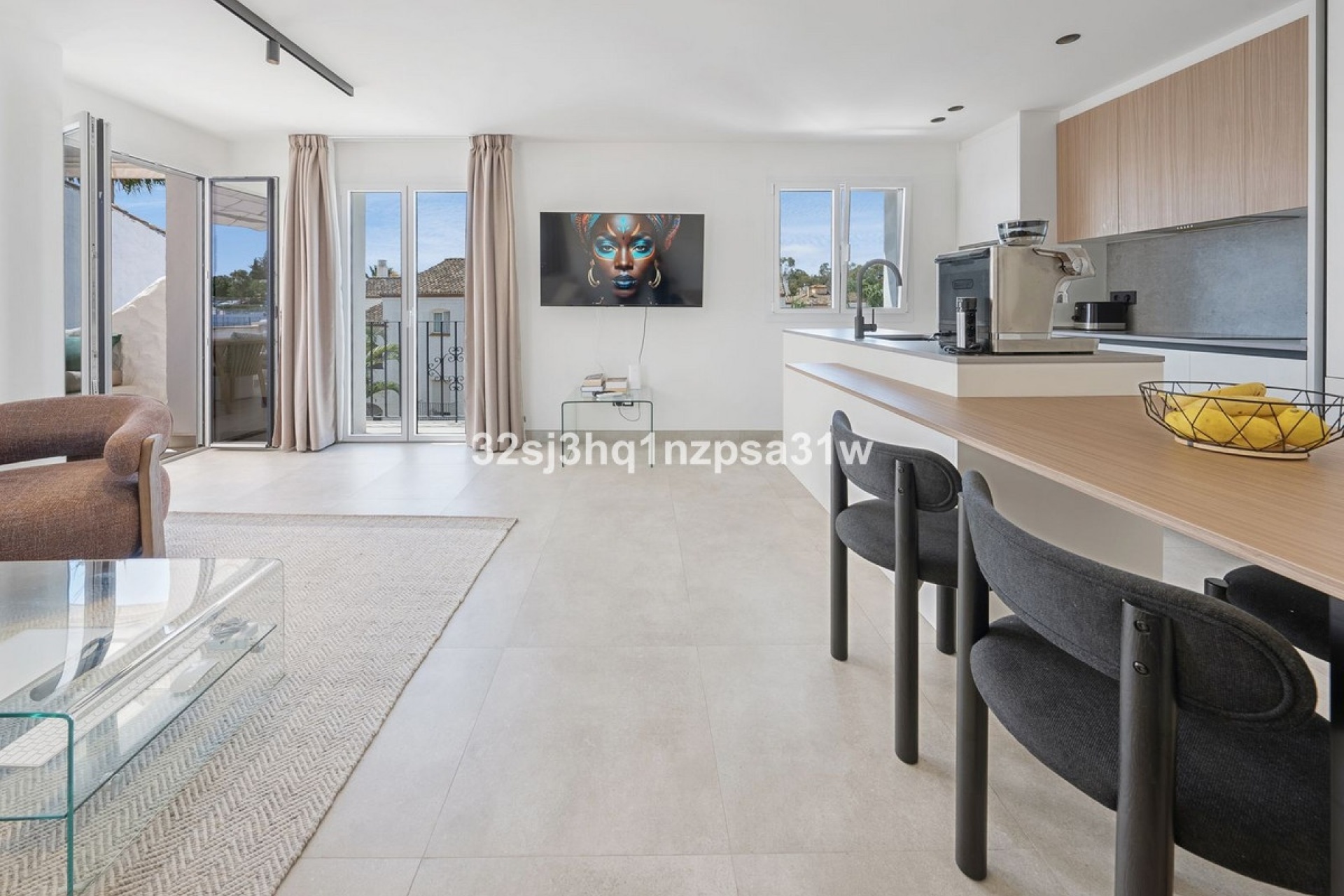 Resale - apartment - Estepona - Estepona Centro