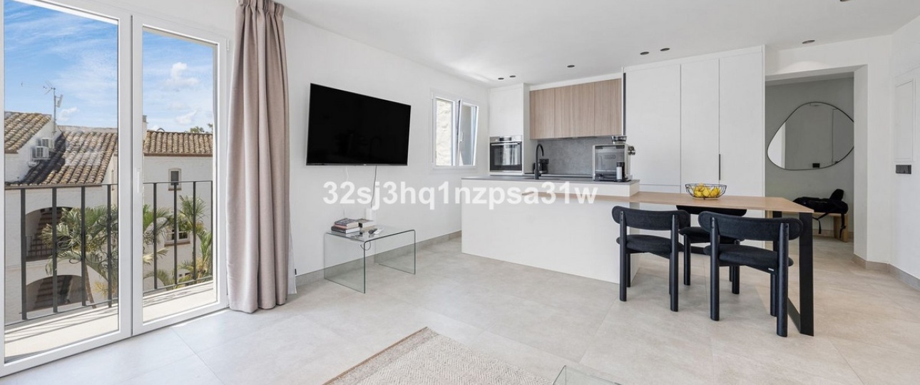 Resale - apartment - Estepona - Estepona Centro