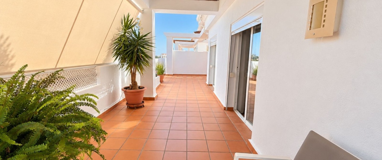Resale - apartment - Estepona - Estepona Centro