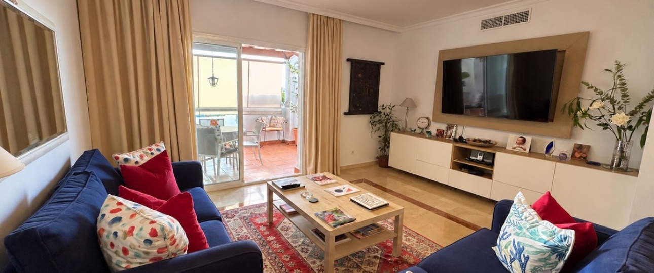 Resale - apartment - Estepona - Estepona Centro
