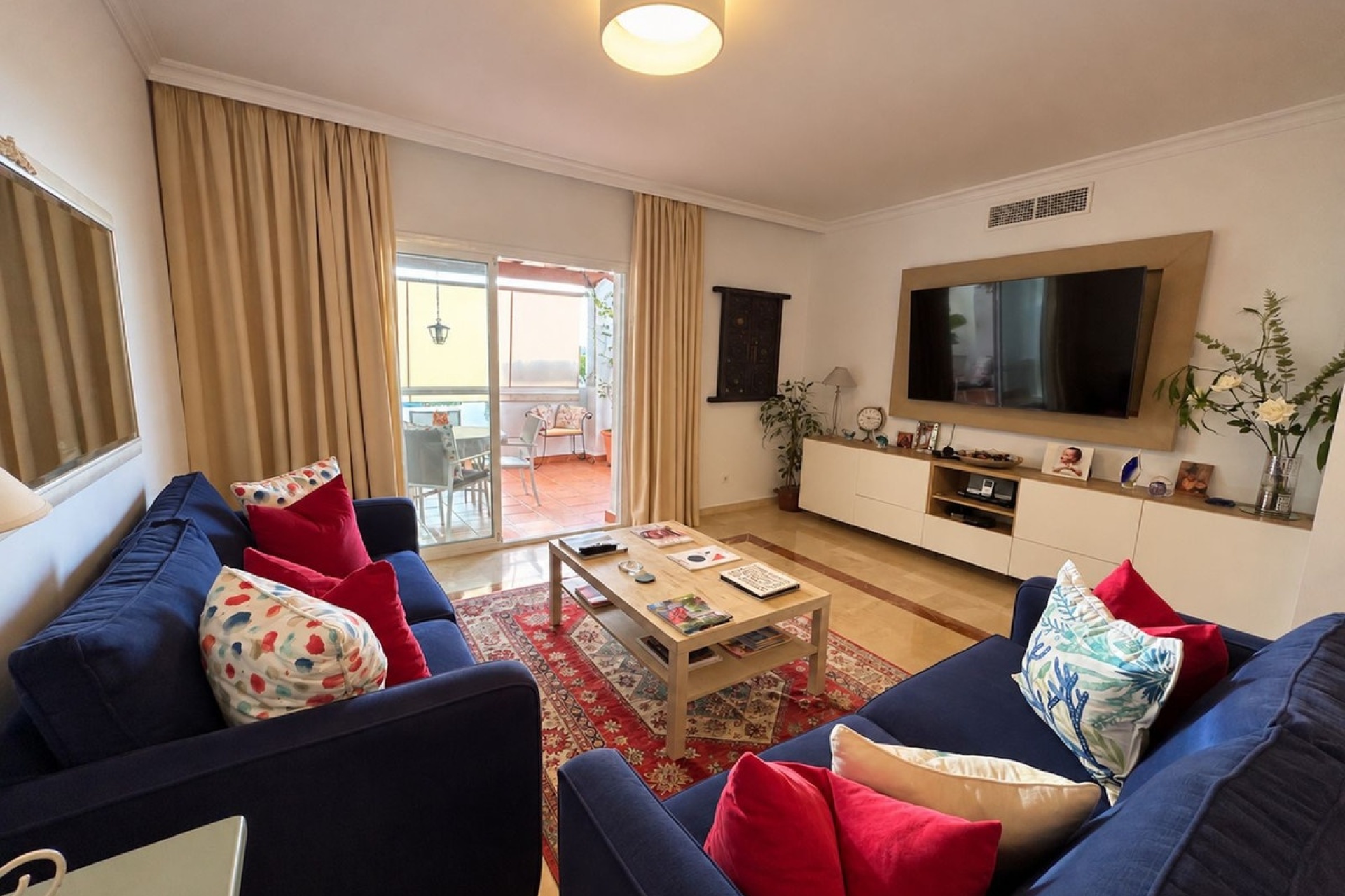 Resale - apartment - Estepona - Estepona Centro