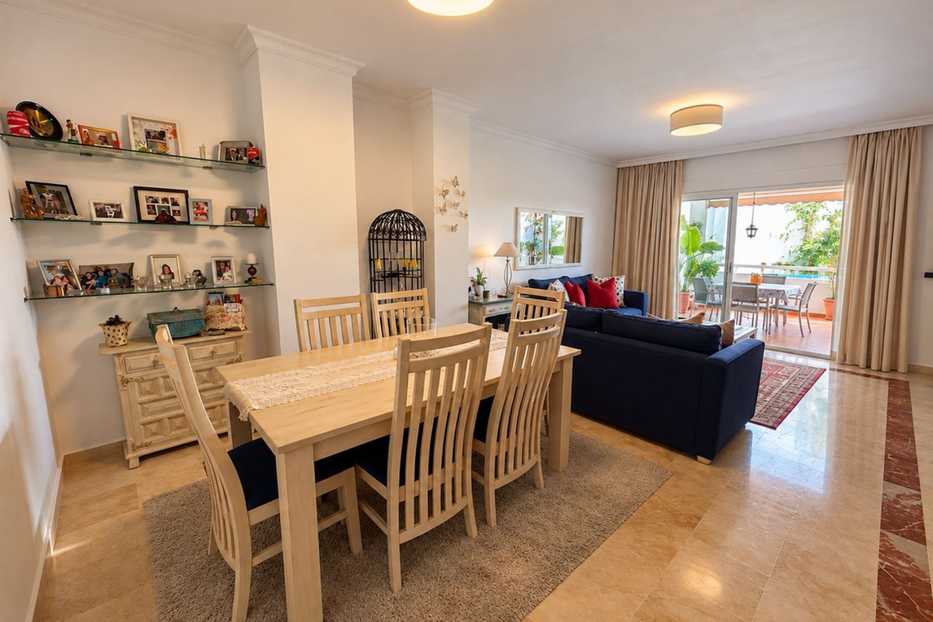 Resale - apartment - Estepona - Estepona Centro