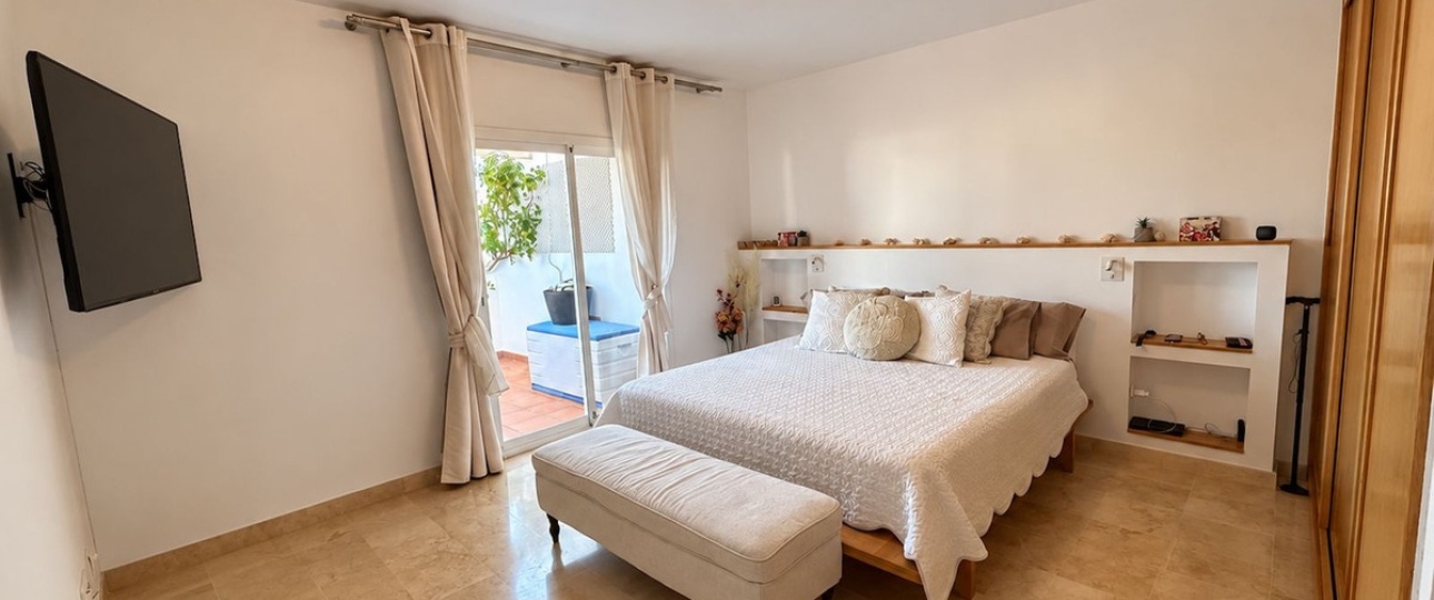 Resale - apartment - Estepona - Estepona Centro