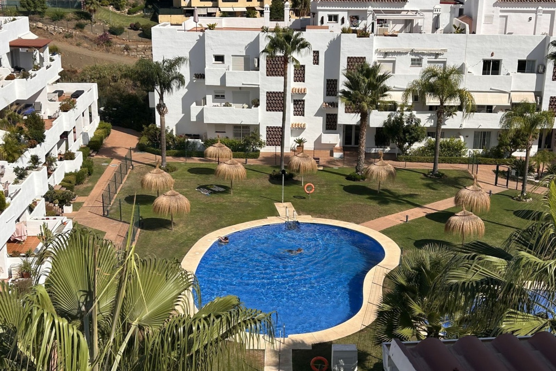 Resale - apartment - Estepona - Estepona Centro