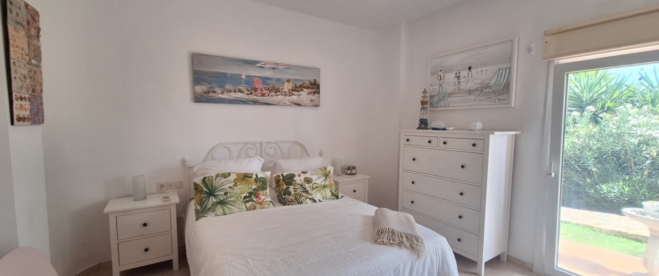 Resale - apartment - Estepona - Estepona Centro