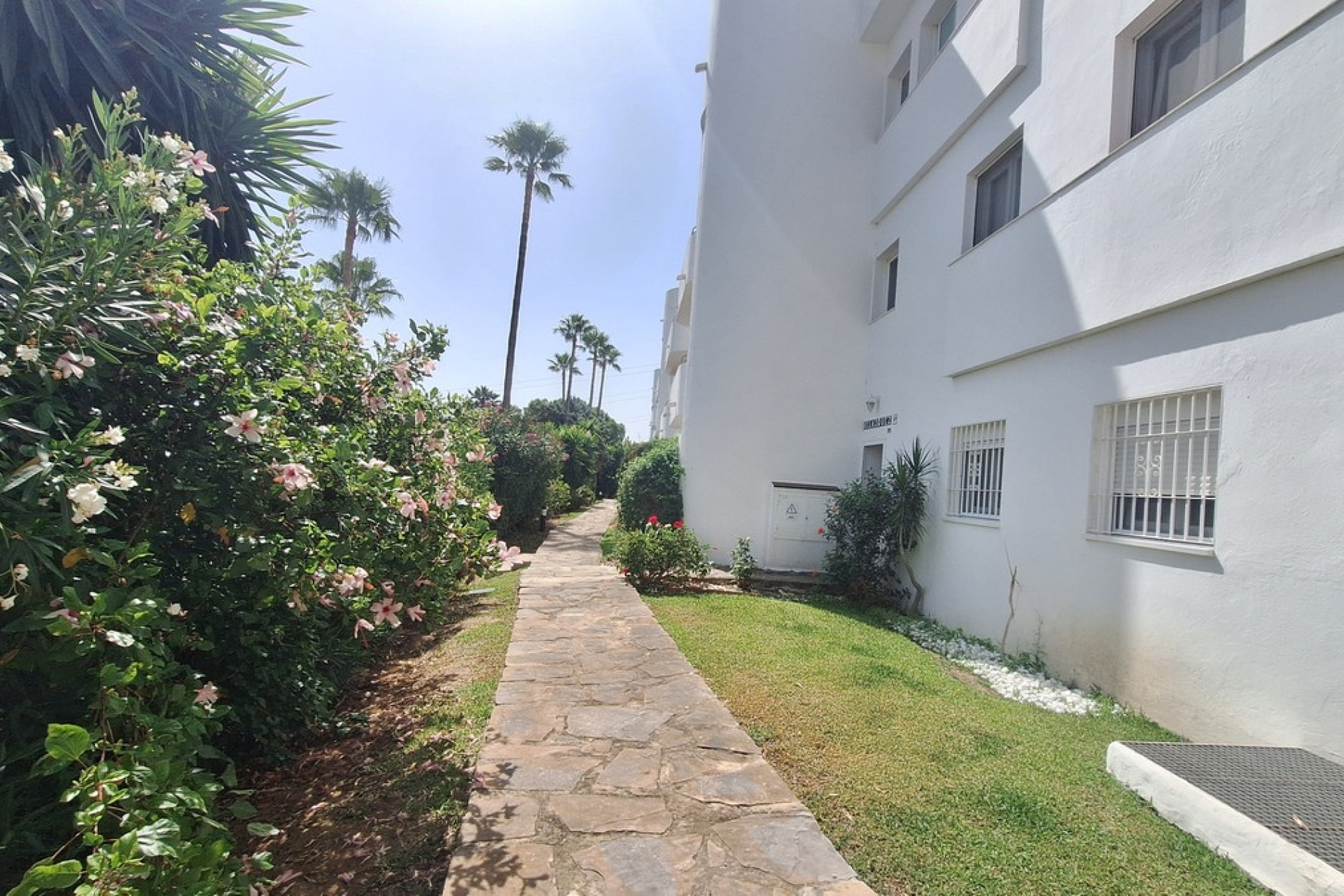 Resale - apartment - Estepona - Estepona Centro
