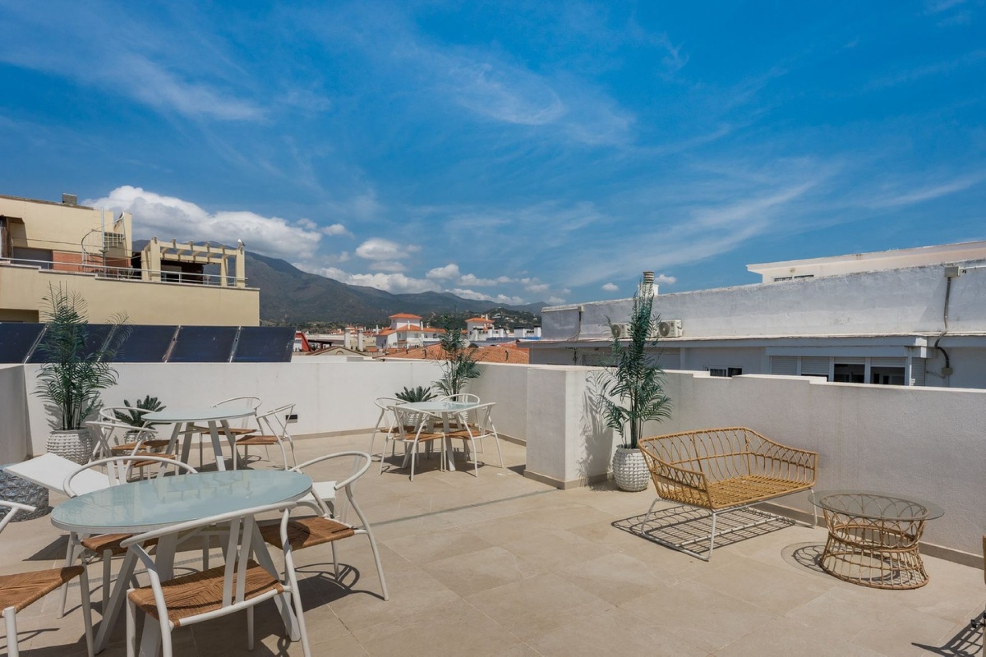 Resale - apartment - Estepona - Estepona Centro