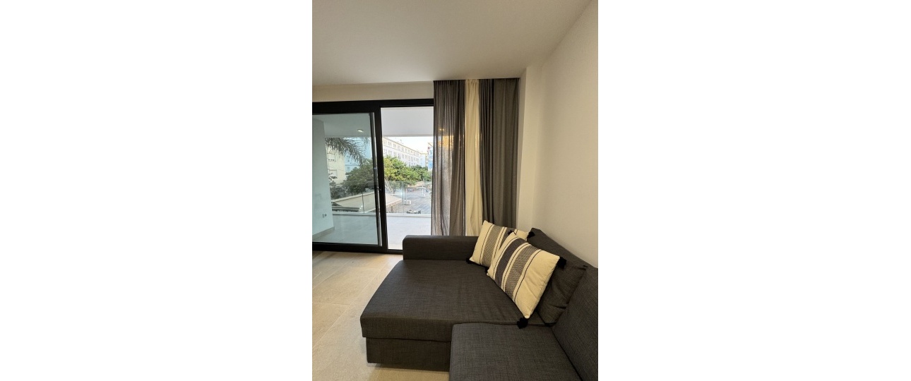 Resale - apartment - Estepona - Estepona Centro