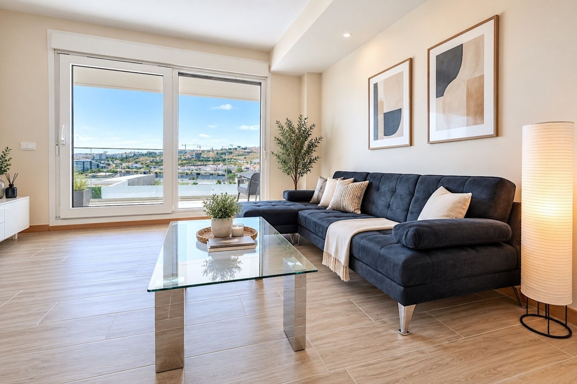 Resale - apartment - Estepona - Estepona Centro