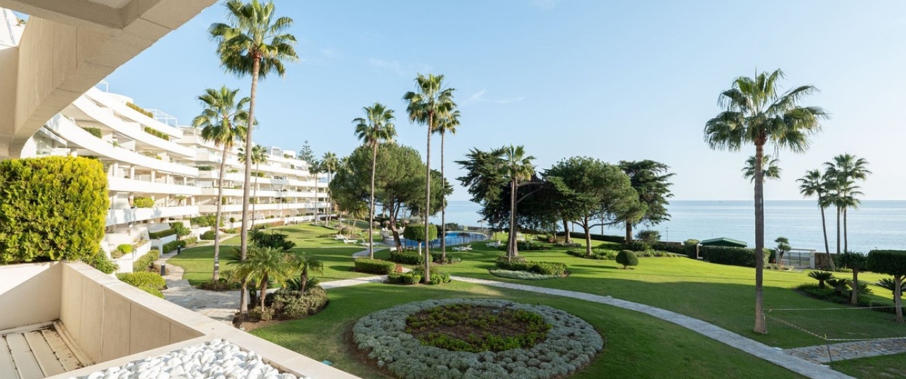 Resale - apartment - Estepona - Estepona Centro