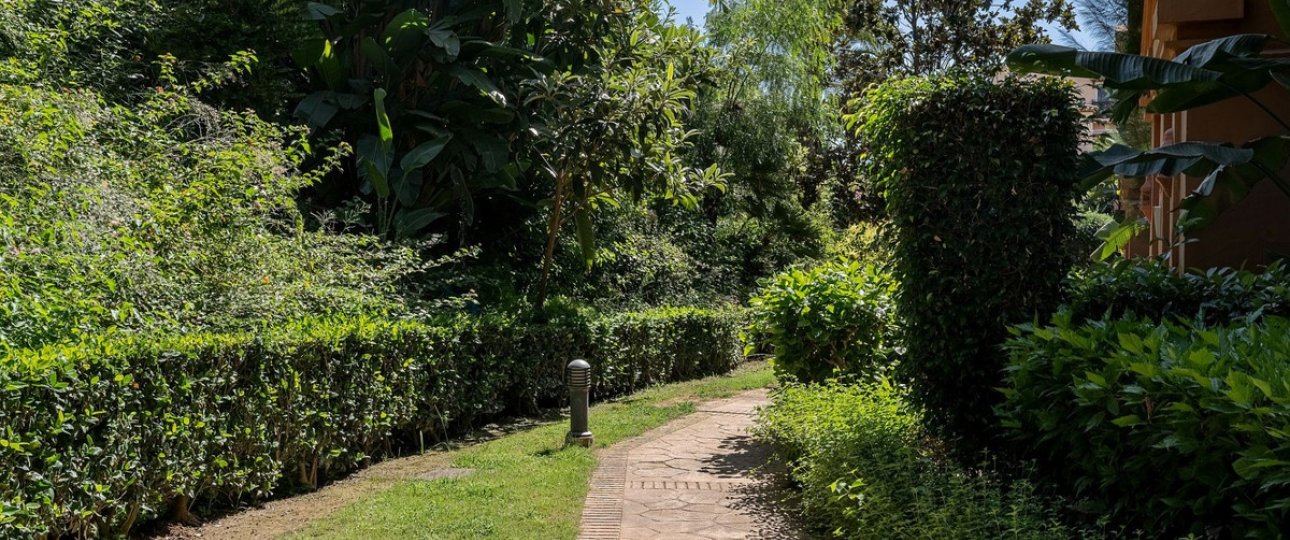 Resale - apartment - Estepona - Estepona Centro