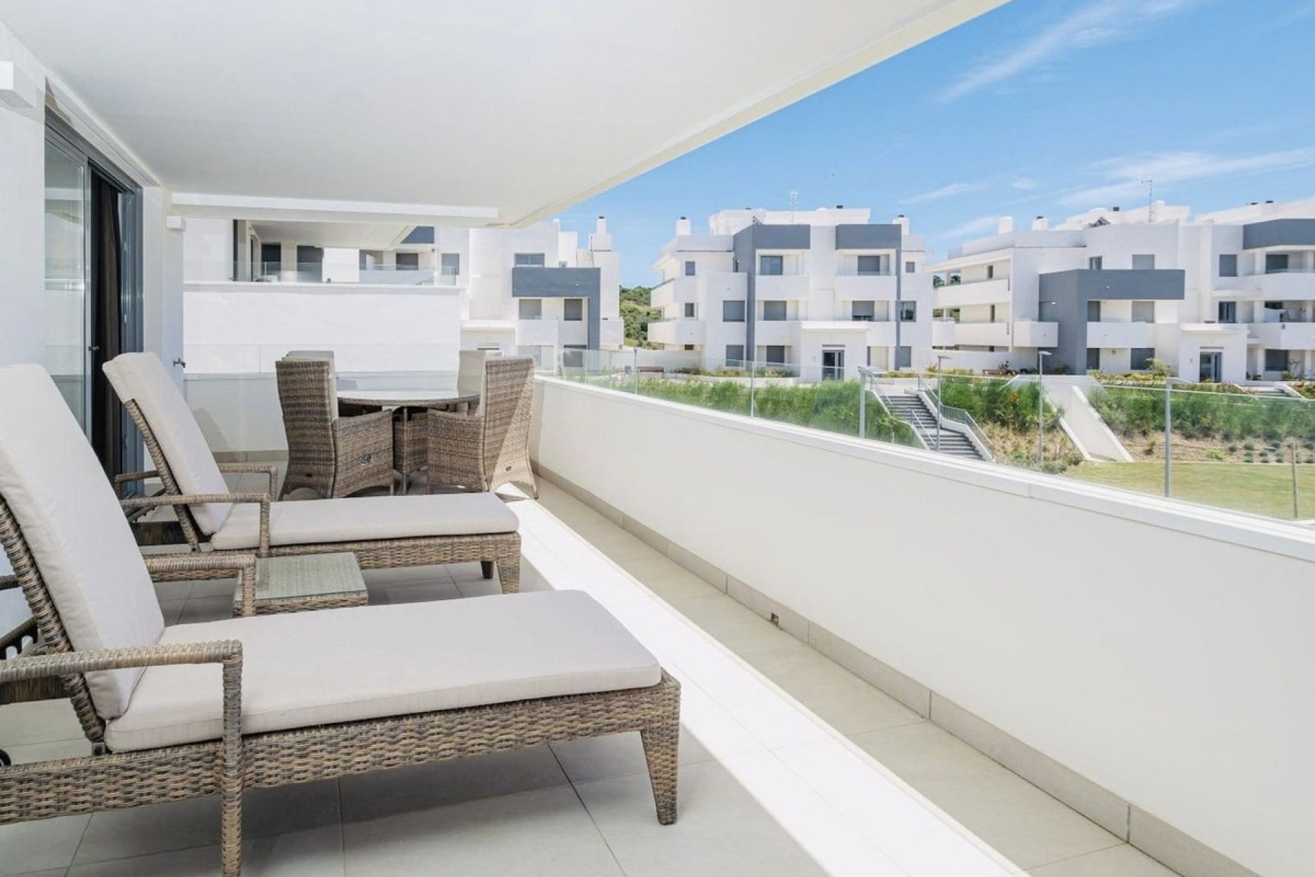 Resale - apartment - Estepona - Estepona Centro