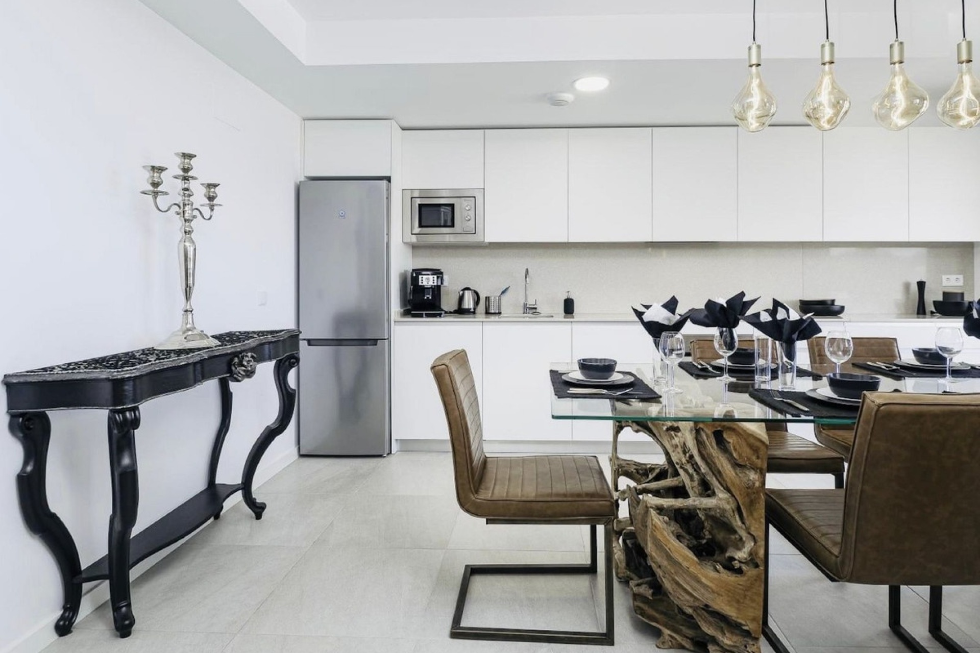 Resale - apartment - Estepona - Estepona Centro