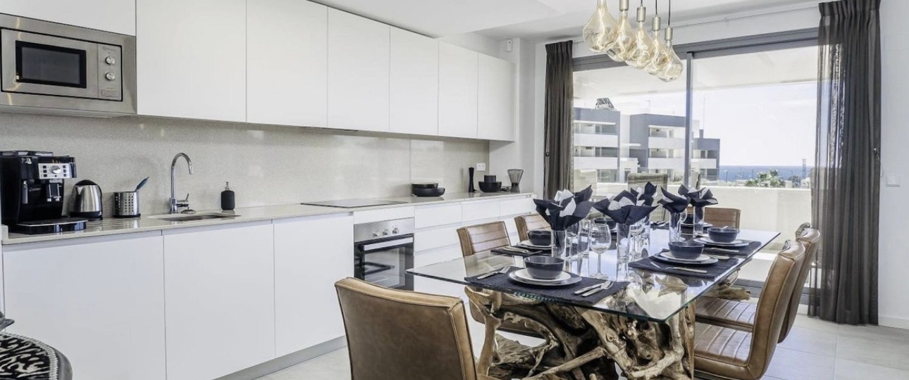 Resale - apartment - Estepona - Estepona Centro