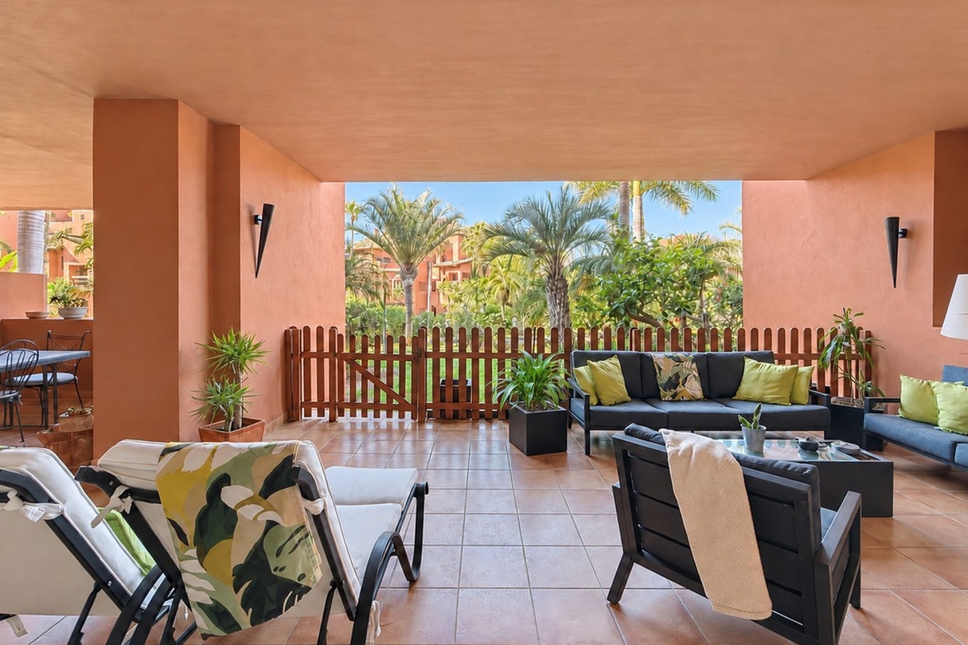 Resale - apartment - Estepona - Estepona Centro