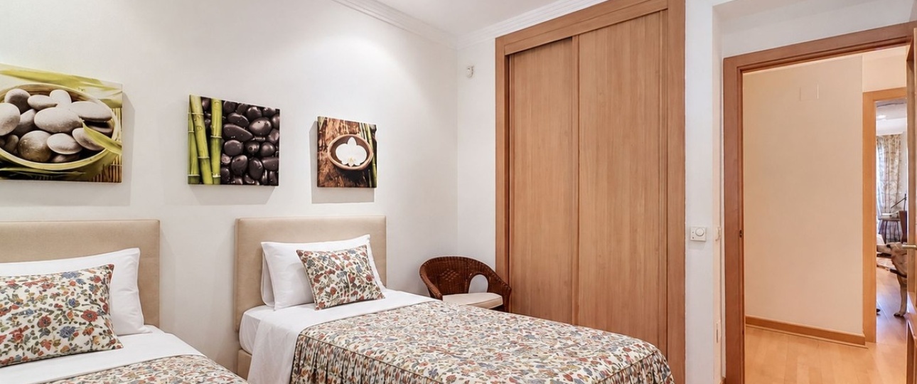 Resale - apartment - Estepona - Estepona Centro