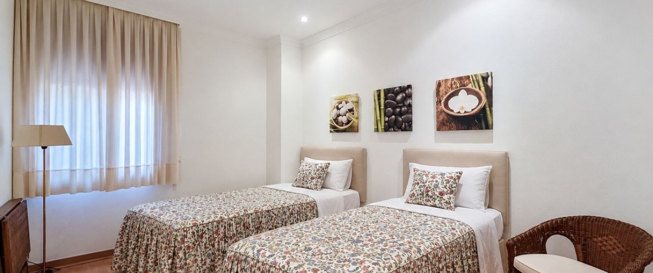 Resale - apartment - Estepona - Estepona Centro