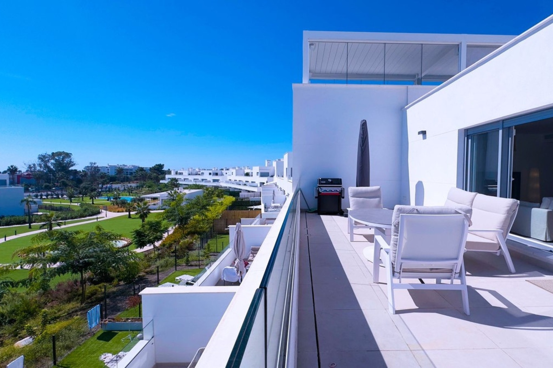 Resale - apartment - Estepona - Estepona Centro