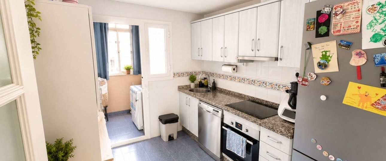 Resale - apartment - Estepona - Estepona Centro