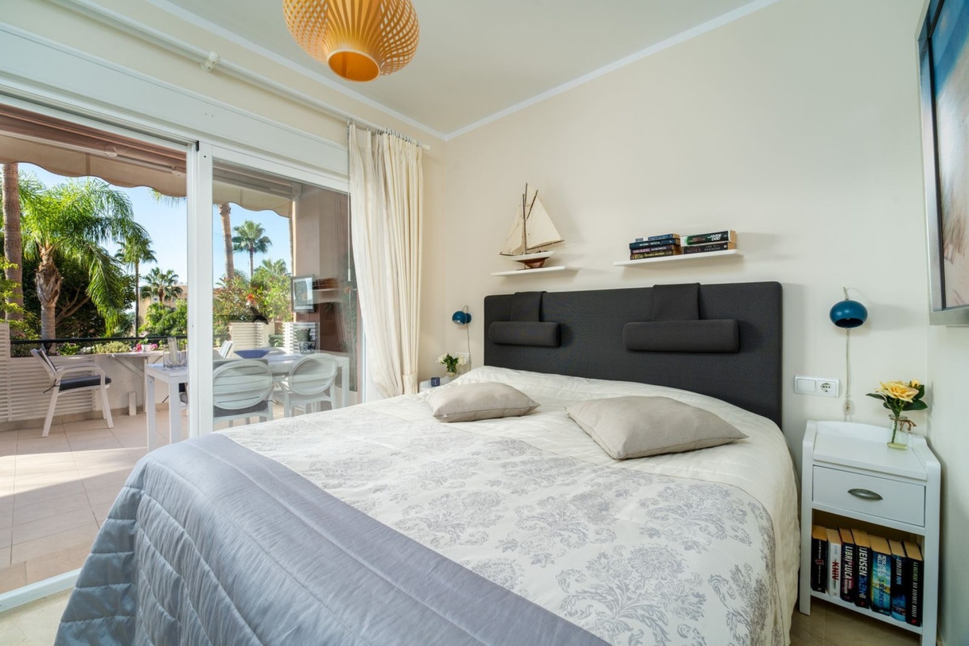 Resale - apartment - Estepona - Estepona Centro