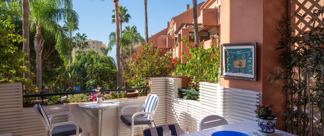 Resale - apartment - Estepona - Estepona Centro