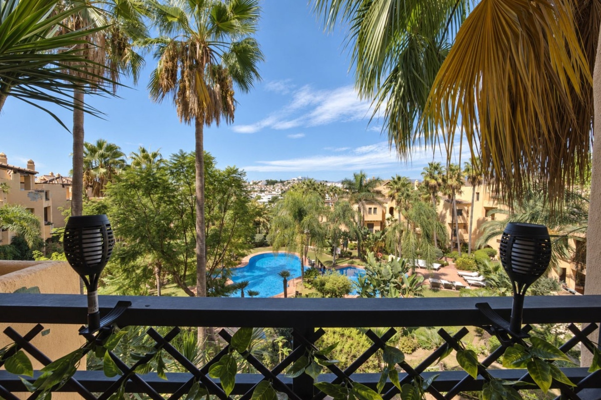 Resale - apartment - Estepona - Estepona Centro