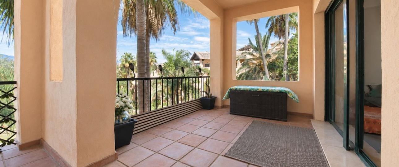 Resale - apartment - Estepona - Estepona Centro