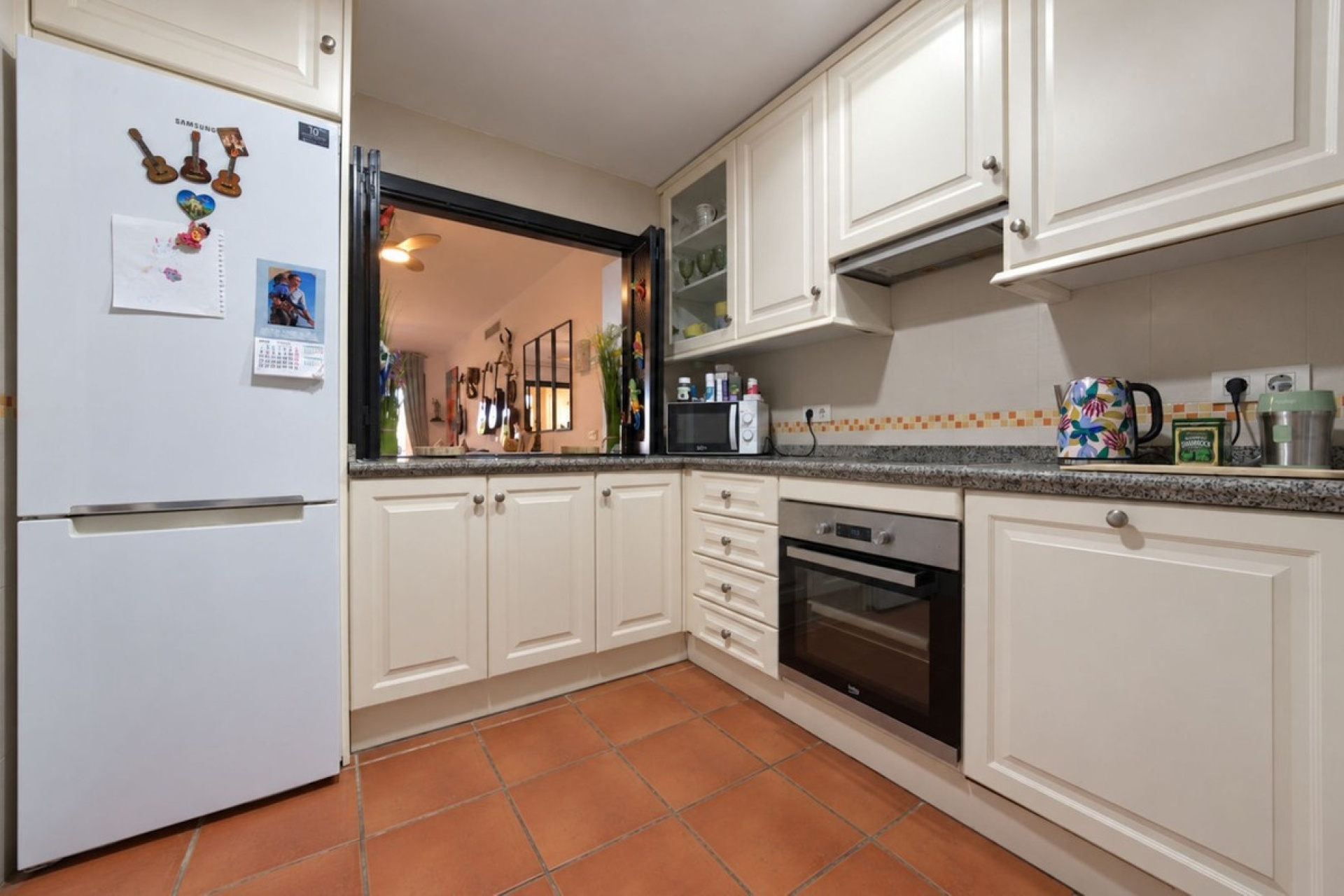 Resale - apartment - Estepona - Estepona Centro