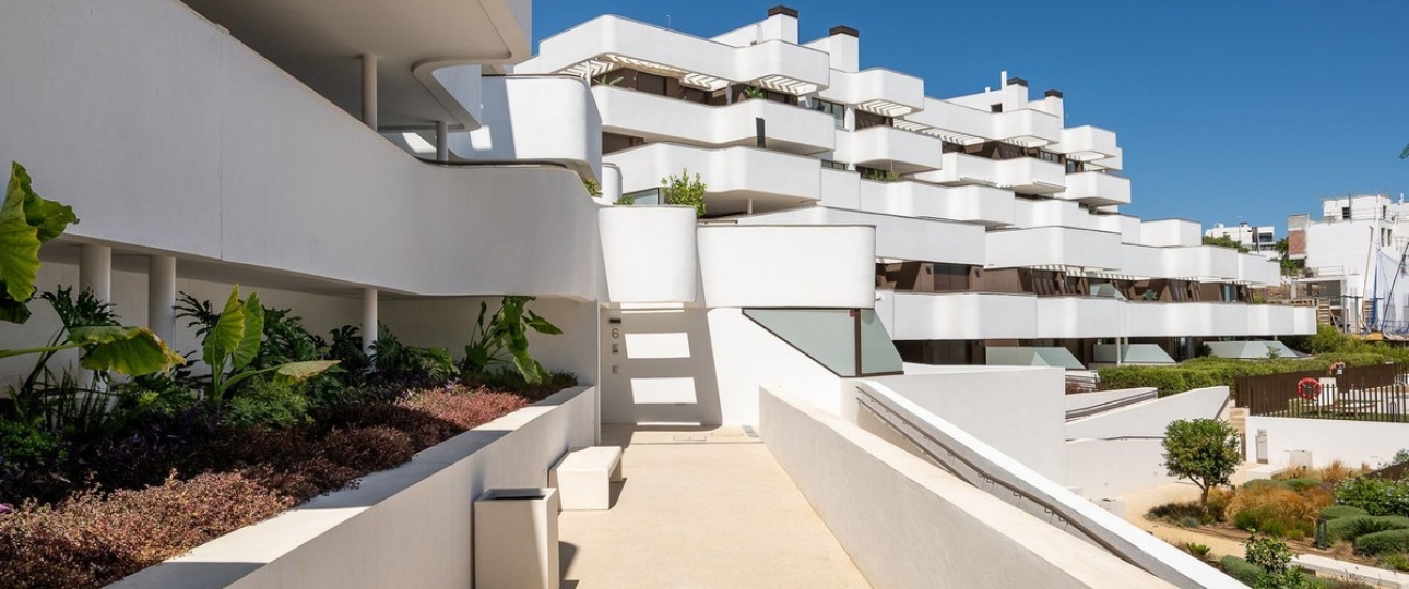 Resale - apartment - Estepona - Estepona Centro