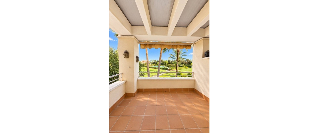 Resale - apartment - Estepona - Estepona Centro