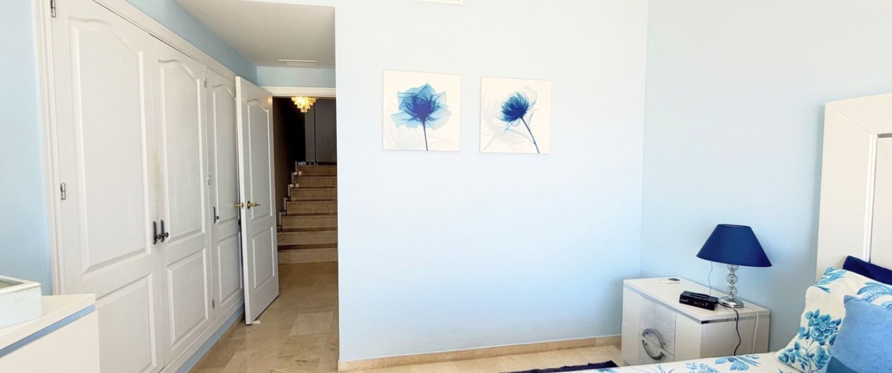 Resale - apartment - Estepona - Estepona Centro