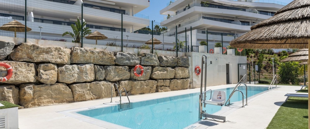 Resale - apartment - Estepona - Estepona Centro