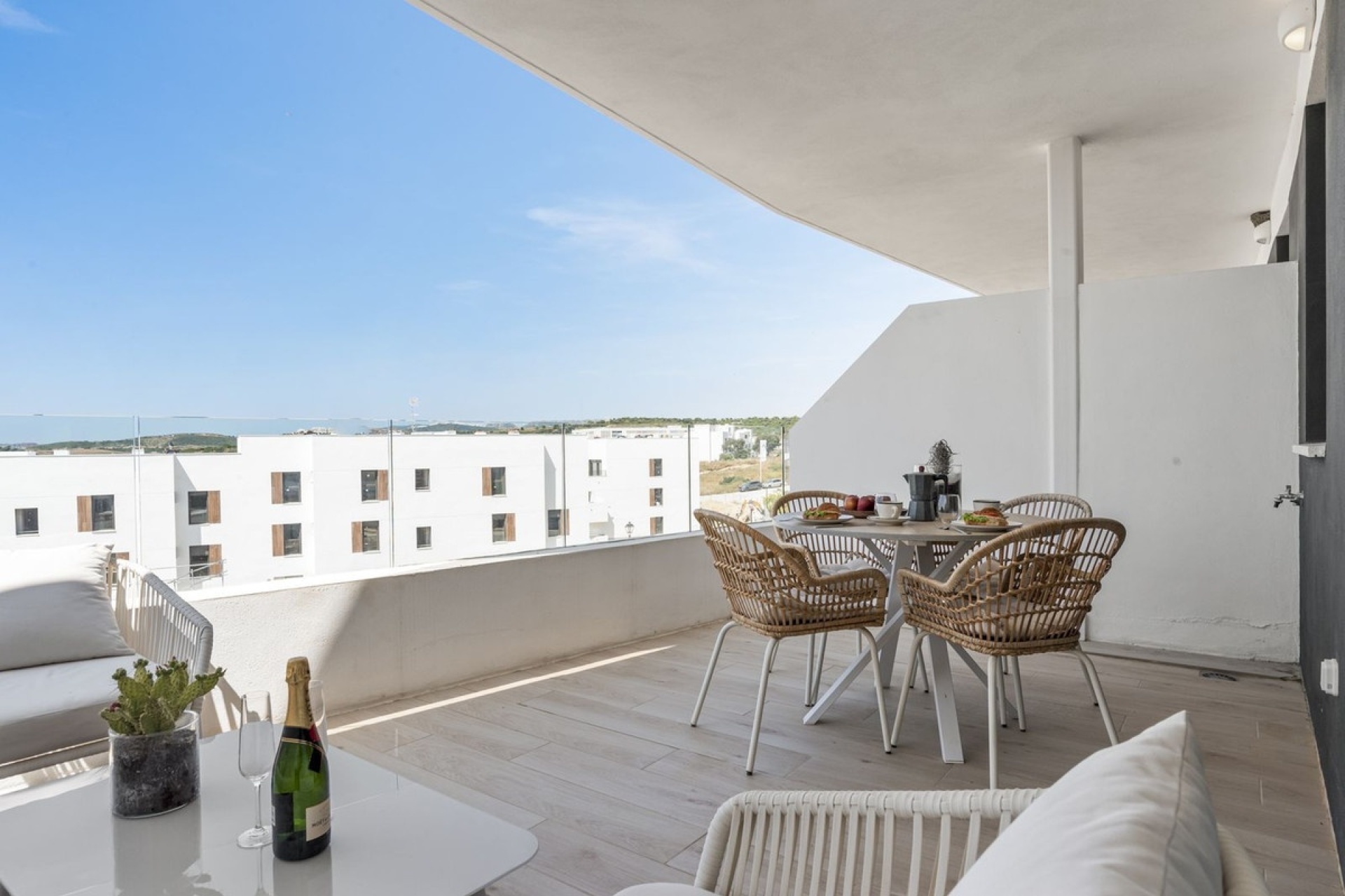 Resale - apartment - Estepona - Estepona Centro